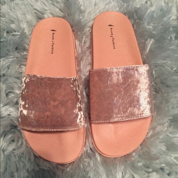 Slides - Picture 3 of 4